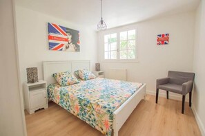 1 bedroom, free WiFi - La Coubre - APT 2/4 pers 65m2 terrace and secure parking lot (Saint-Palais-sur-Mer)