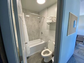 Badewanne, Handtücher