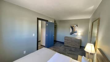 1 habitación, wifi y ropa de cama