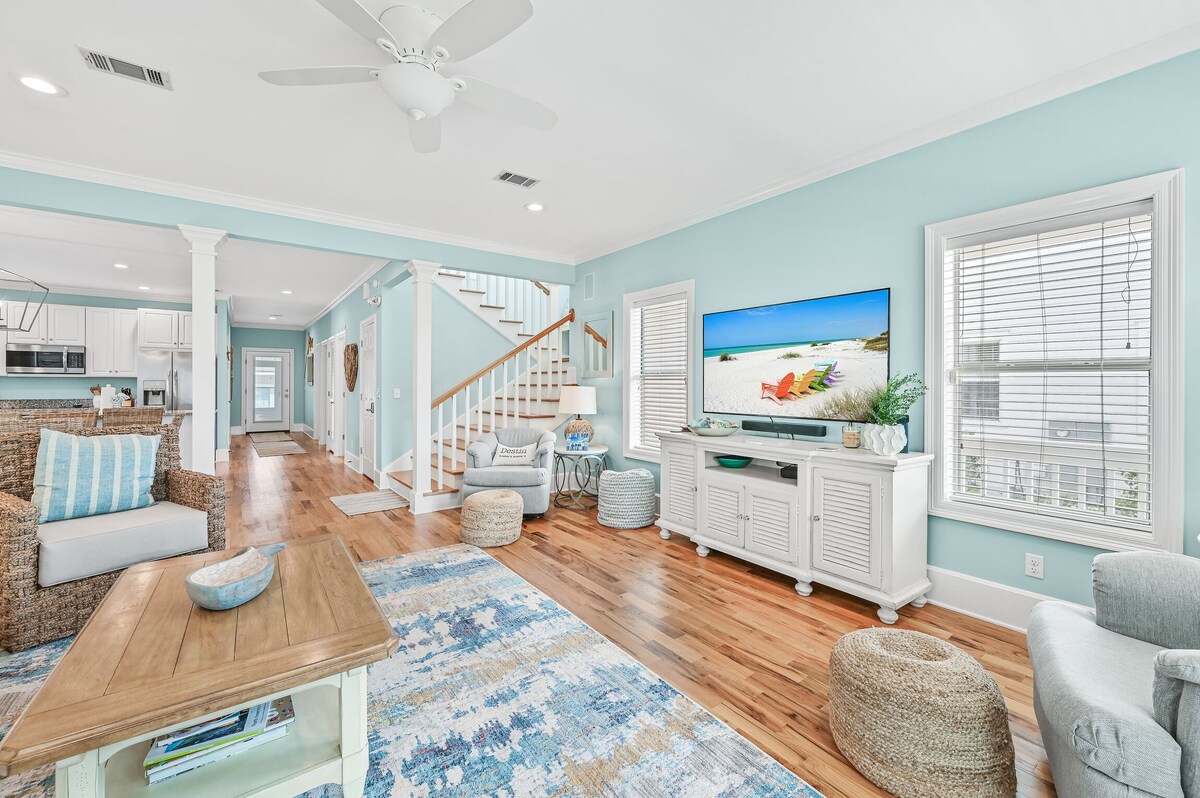 Photo 4 of Private Pool ~ Screened Porch ~ Fire Pit ~ Updated Living Area ~ Pet Friendly