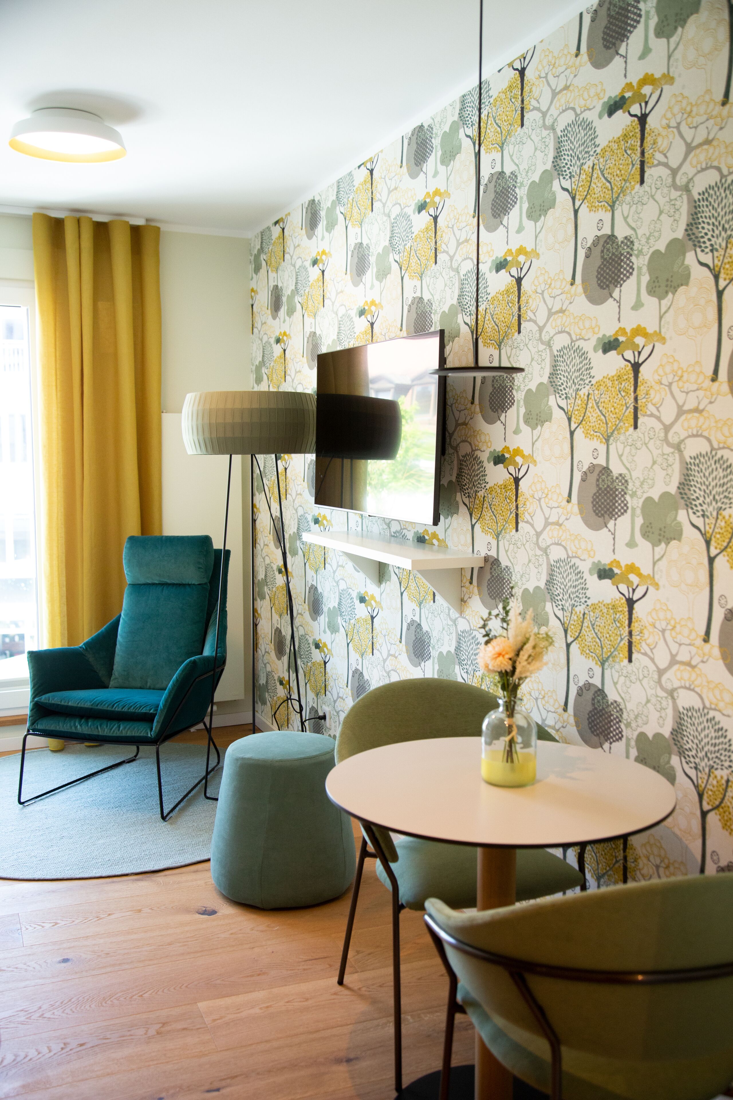 42-inch LED TV with cable channels, TV