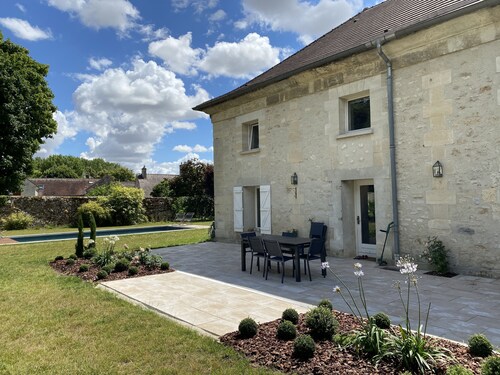 Charming stone house in Senlis