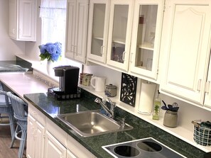 Fridge, microwave, stovetop, dishwasher - Cape Cod Studio with Kitchen. Very to close to beach! No bridge! (Bourne)