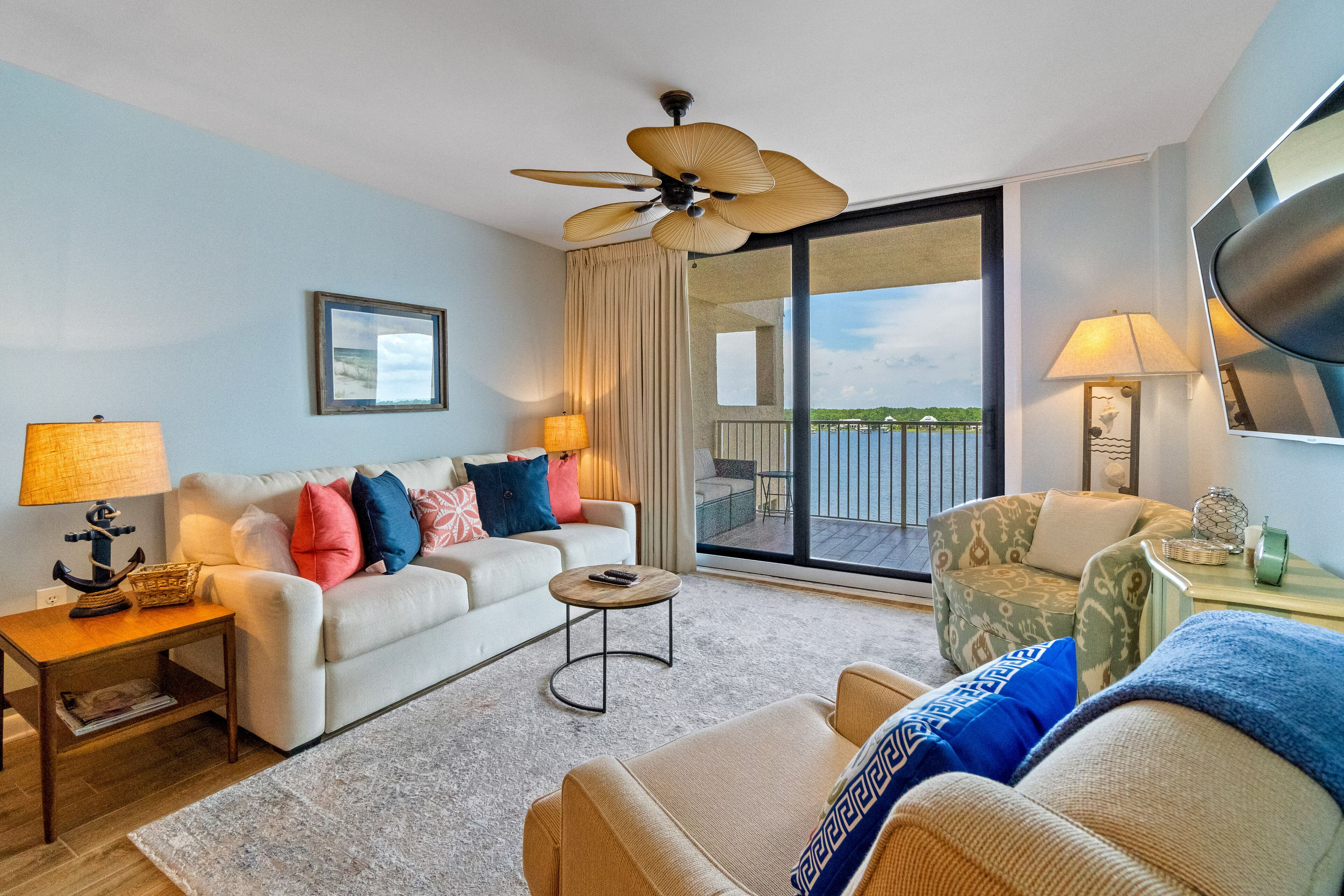 Beautiful waterfront condo with fantastic views, pool, balcony & W/D