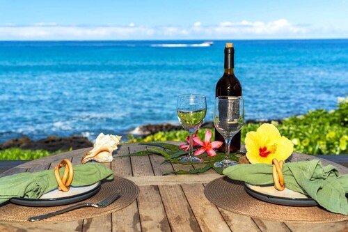 Hale Kai O'Kona #7: Luxury Oceanfront End-Unit, Only 2 Min Walk to Beach w/ AC