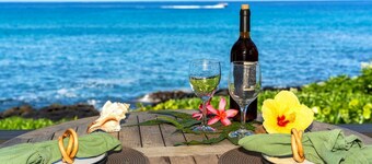 Hale Kai O'Kona #7: Luxury Oceanfront End-Unit, Only 2 Min Walk to Beach w/ AC