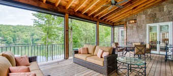 Luxe lakefront home with dock, kayak, canoe, home gym & great outdoor spaces