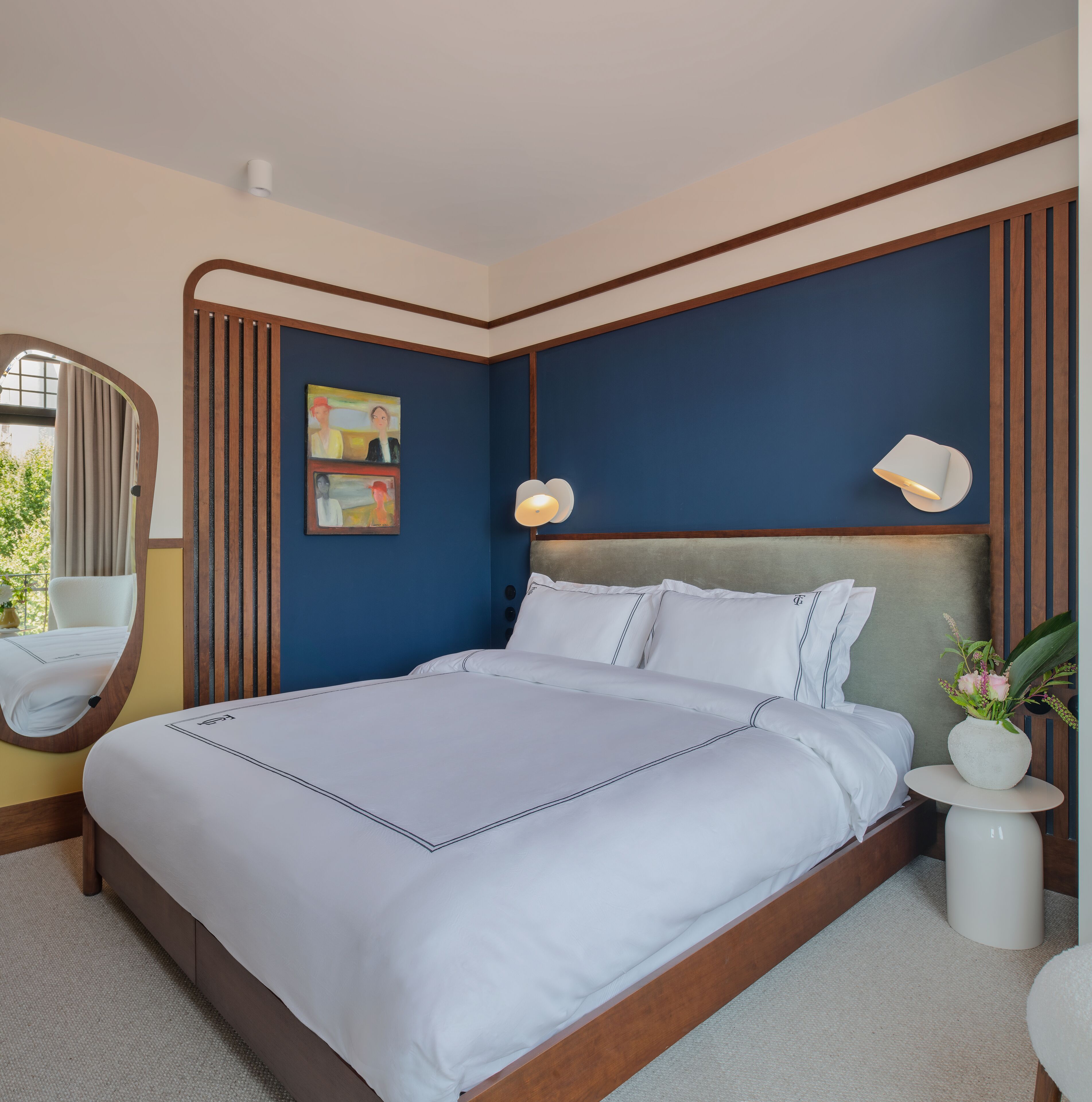 tom room | 1 bedroom, frette italian sheets, premium bedding, down duvets