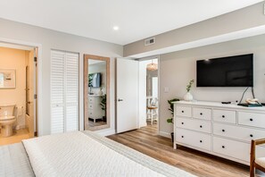 3 camere, una scrivania, ferro/asse da stiro, accesso a Internet