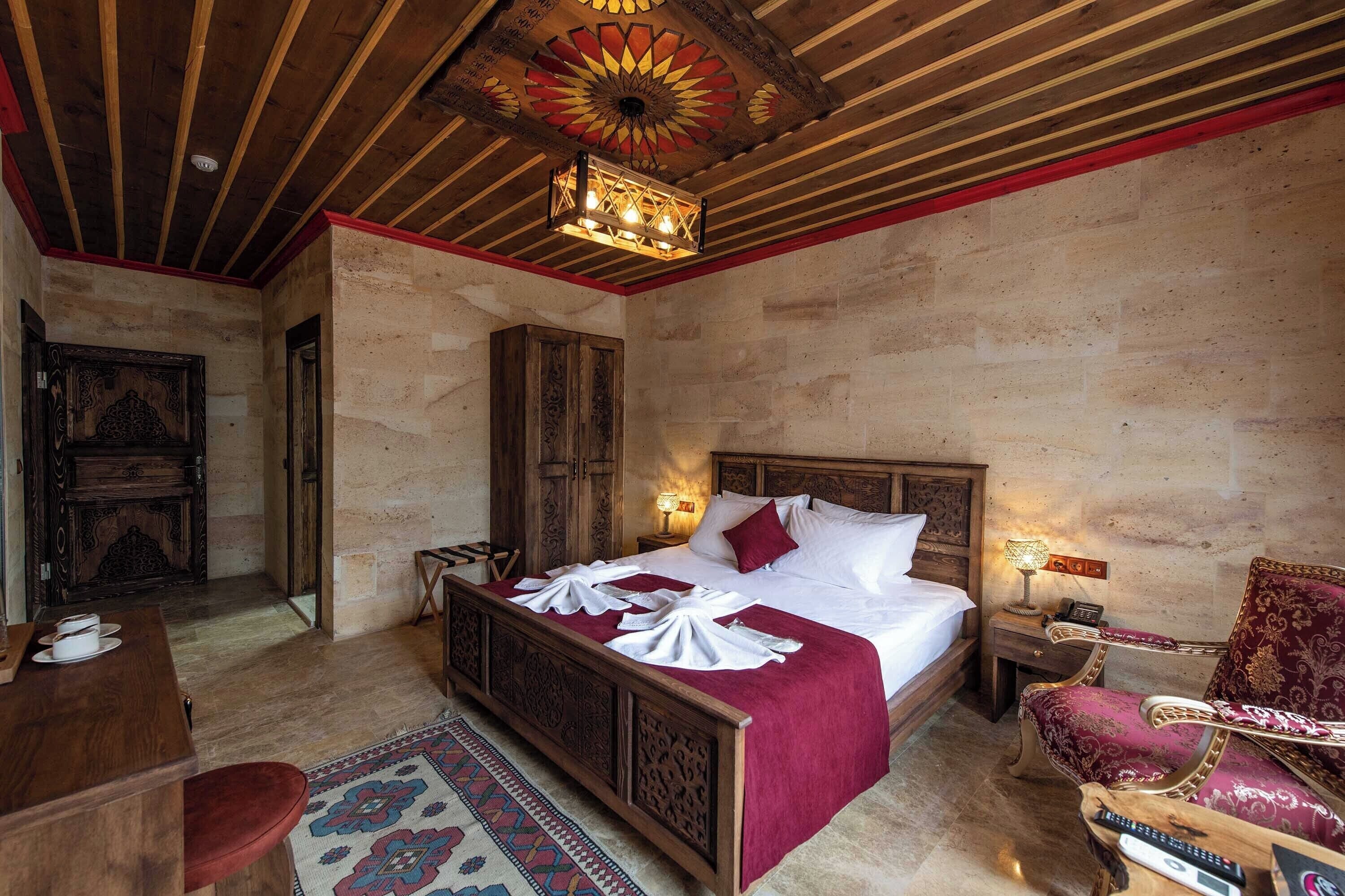 superior double room, 1 double bed | premium bedding, minibar, in-room safe, individually decorated