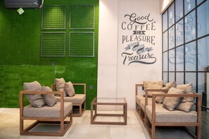 ロビー応接スペース