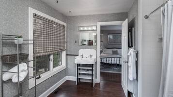 4 chambres, fer et planche Ă repasser, lit parapluie, Wi-Fi gratuit