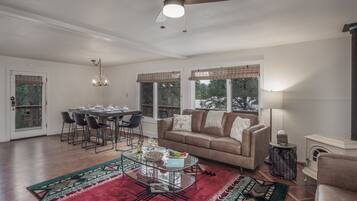 Smart TV, fireplace, video games