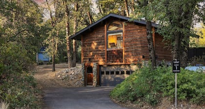 Basecamp Lodge - Groups