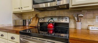 Bama Ranch | 4 Miles to Stadium |  Sleeps 8
