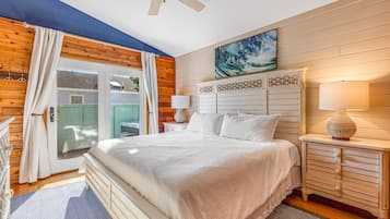 4 bedrooms, iron/ironing board, Internet, bed sheets