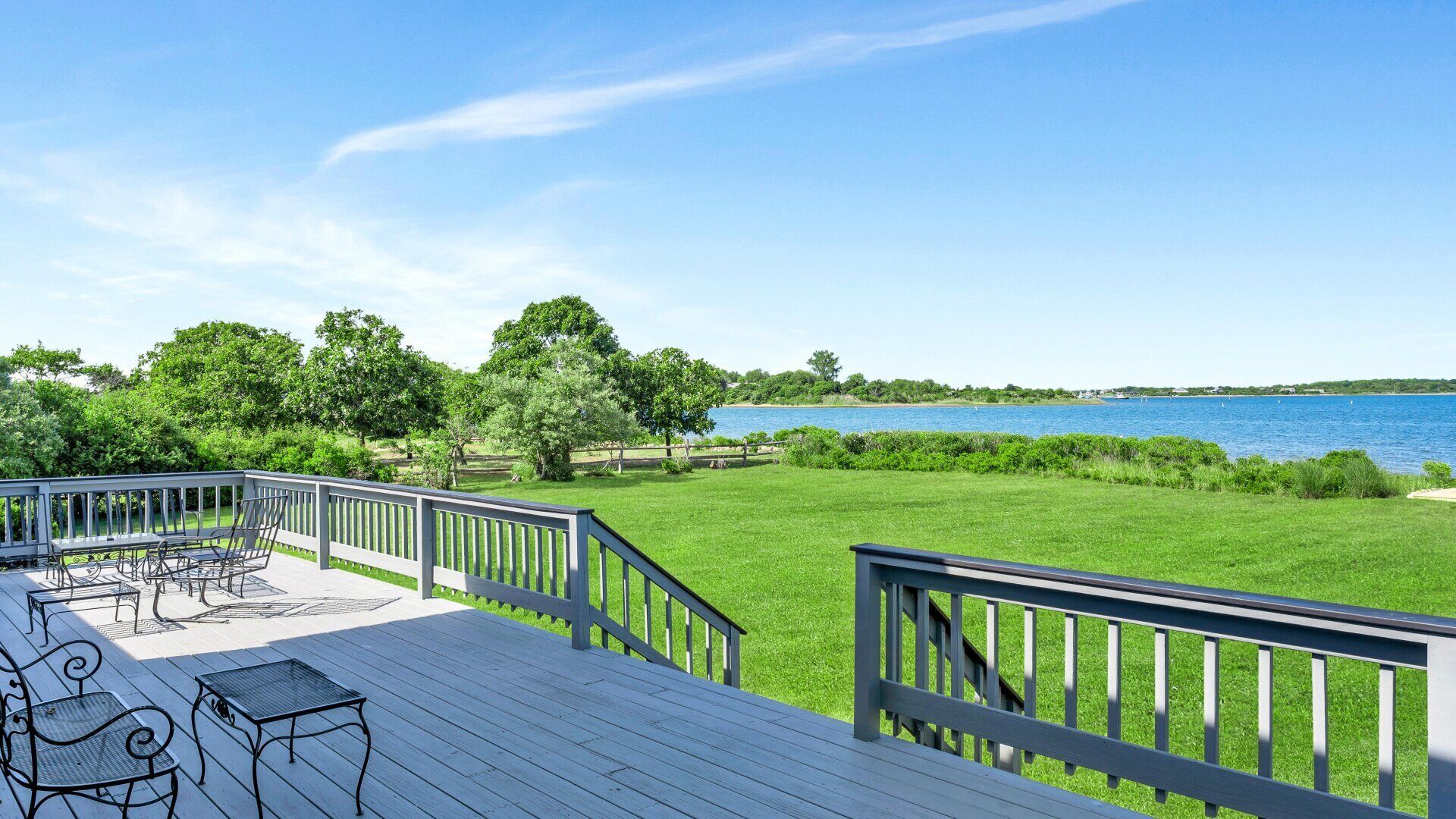 Contemporary House on Lake Montauk, Open Floor Plan with Dramatic Water...
