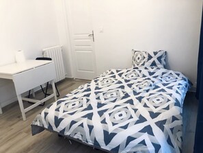 1 quarto, ferros/tábuas de passar roupa, Wi-Fi, roupa de cama