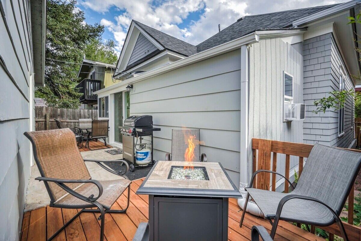 屋外ダイニングエリア