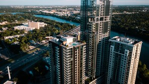 المنشأة من الخارج