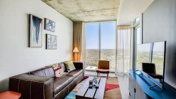 TV, fireplace, offices
