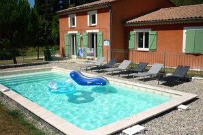 Piscina all'aperto