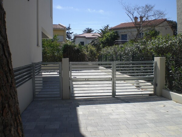 Enceinte de l’hébergement