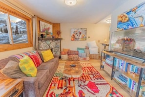 TV, fireplace, offices