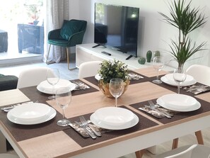 Dineren