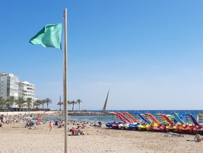 Vlak bij het strand