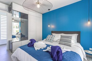 3 chambres, fer et planche à repasser, lit parapluie, Wi-Fi gratuit