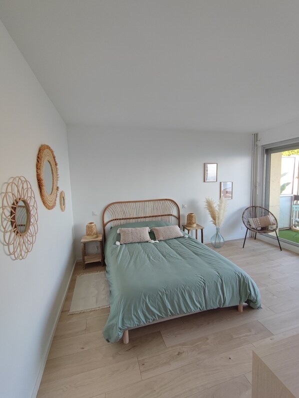 1 bedroom, travel crib, free WiFi, bed sheets