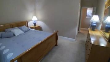 3 bedrooms, free WiFi, bed sheets