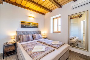 3 chambres, Wi-Fi gratuit, draps fournis