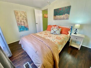 2 habitaciones, tabla de planchar con plancha y wifi gratis 