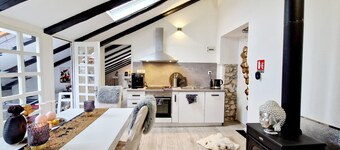 4****apartment near the arena and port. With private parking + Smart TV. Top!