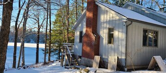  Dog friendly lakefront home w/fireplace near Lk George. Telecommuters welcome!