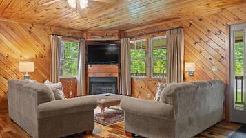 Smart TV, fireplace, DVD player