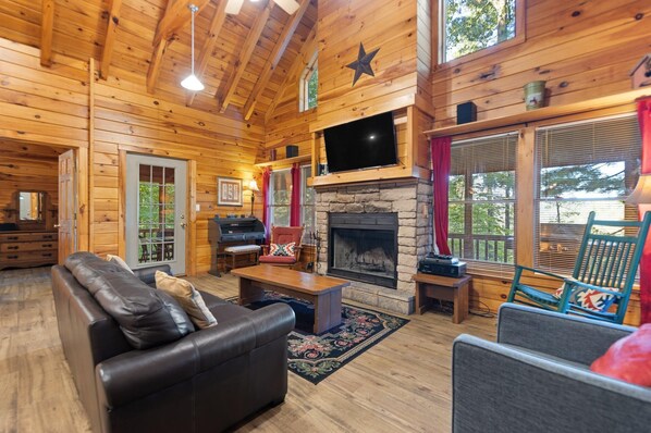 Smart TV, fireplace, DVD player, table football