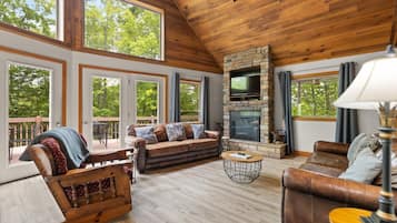 Smart TV, fireplace, DVD player