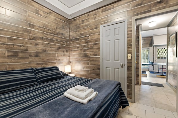 4 bedrooms, free WiFi, bed sheets