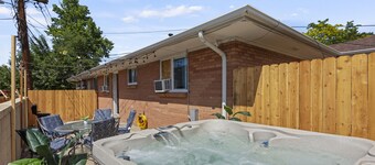 RedRocks Charming Retreat HotTub Arcade