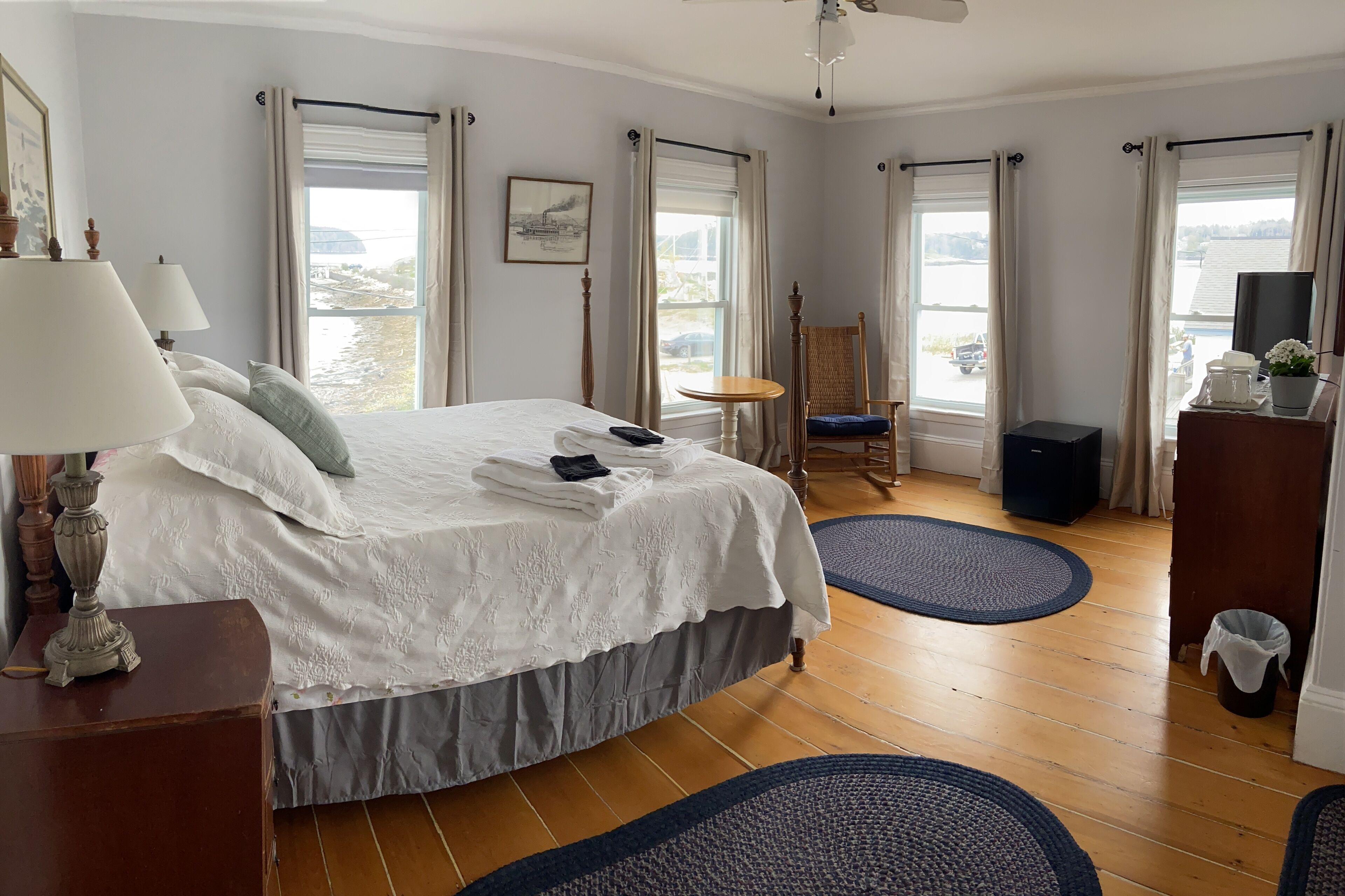 Wi-Fi gratuit, draps fournis