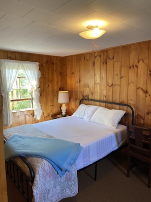 Familien-Ferienhaus, 2 Queen-Betten, Küche | 1 Schlafzimmer, kostenloses WLAN, Bettwäsche