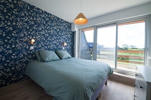 5 chambres, fer et planche à repasser, Wi-Fi gratuit, draps fournis