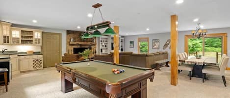 Spielezimmer