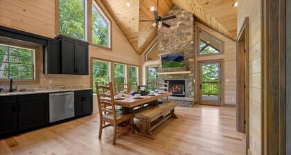 Stunning cabin nestled in the foothills of the Smoky Mountains