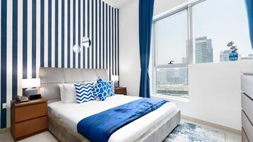 Coffres-forts dans les chambres, bureau, fer et planche à repasser