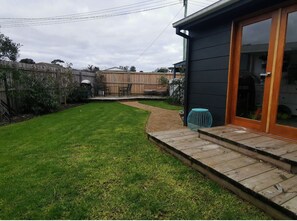 Terrace/patio - Cowes House, central to everything on Phillip Island (Cowes)