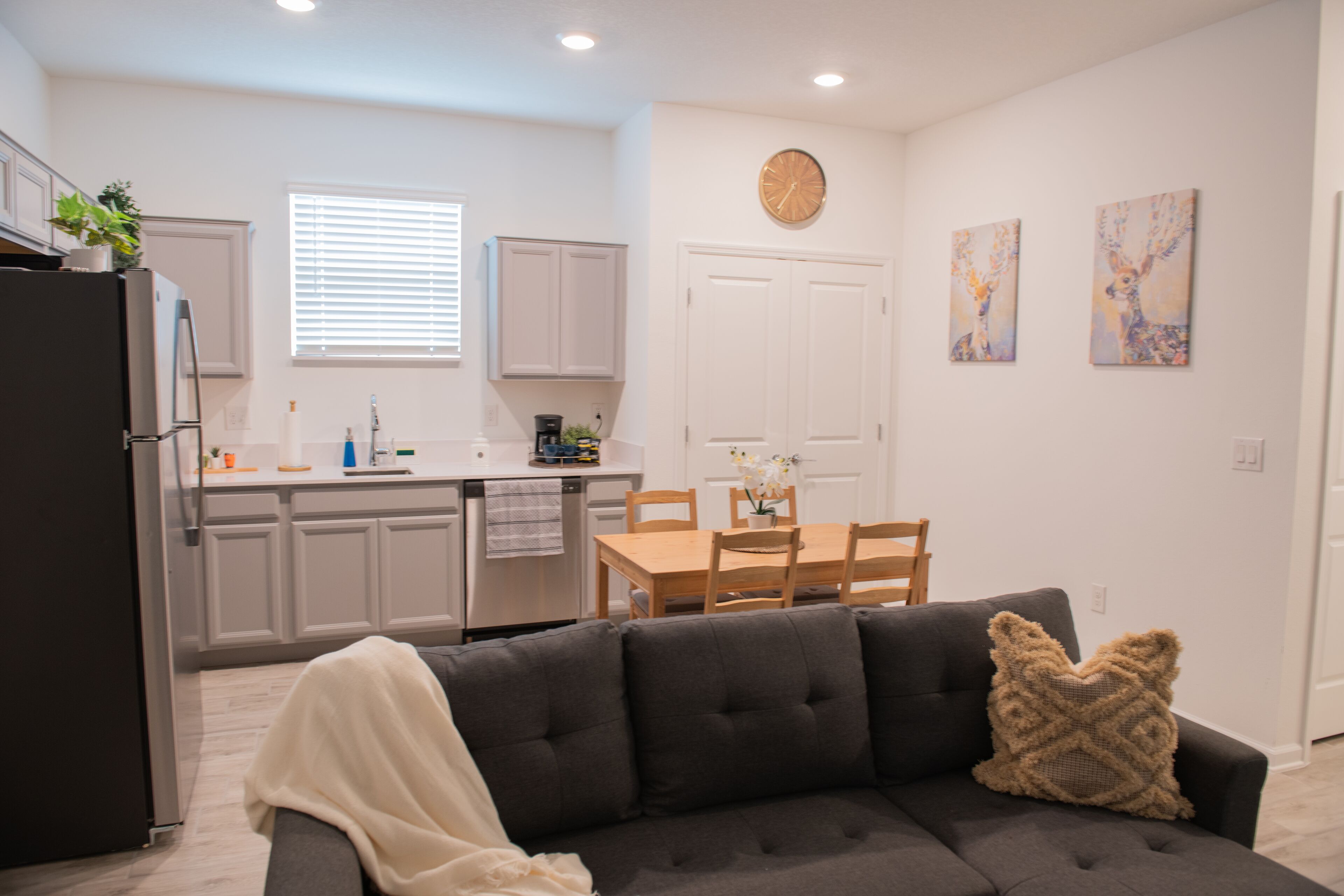 Private One Bedroom Apartment at Bartow 